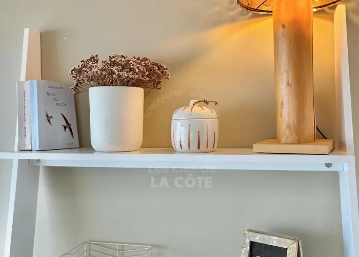 Le Nid De La *
